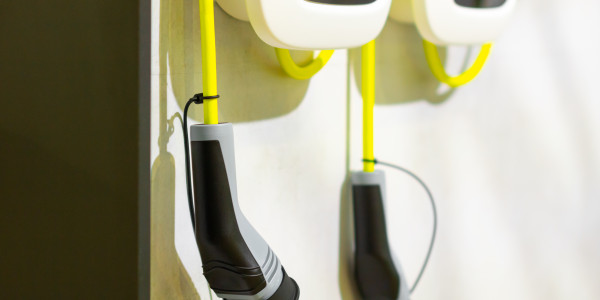 Renting Flotas Vehículos Turismos en Terrassa · Vehículos Eléctricos / Híbridos
